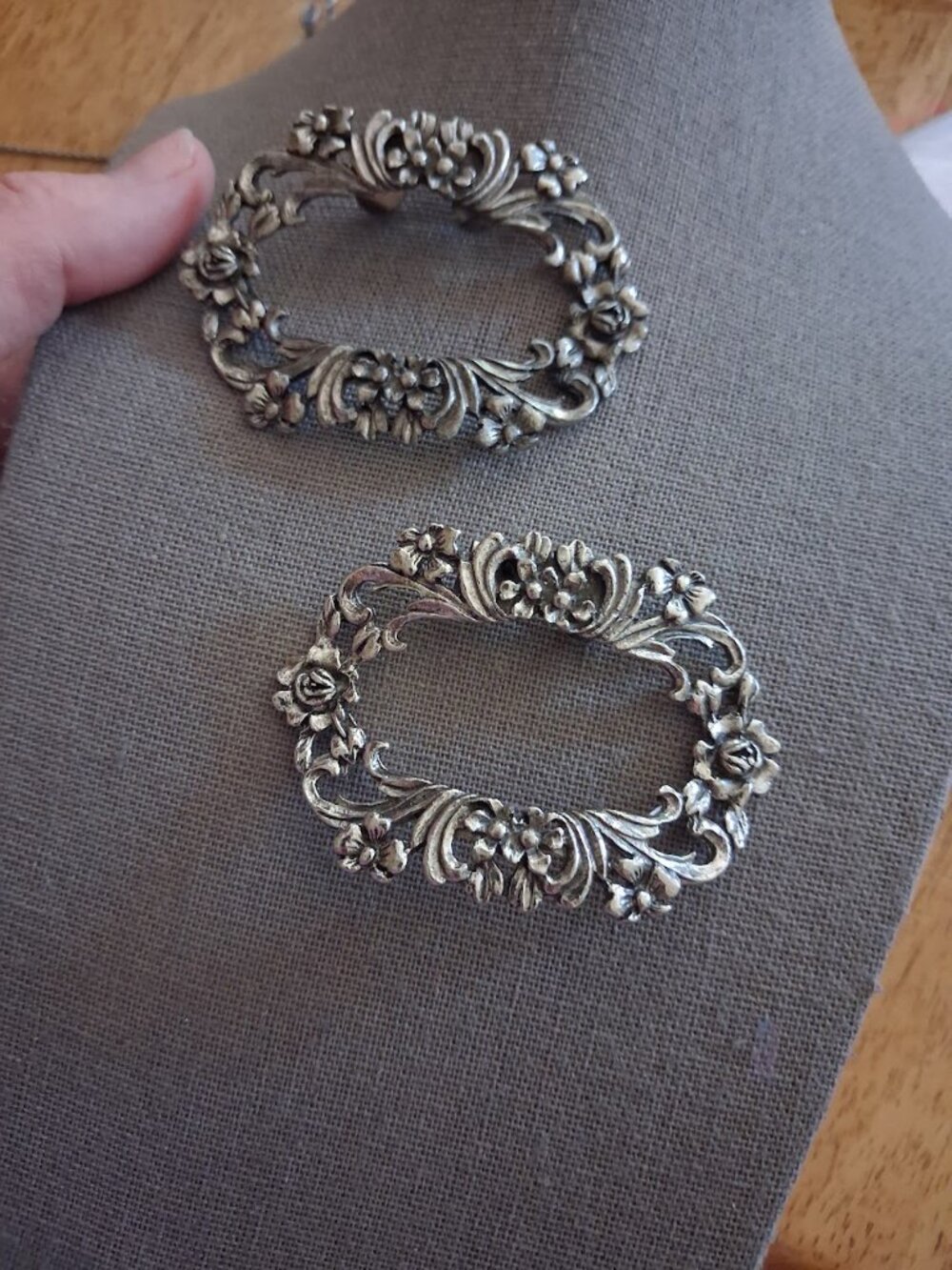 Vintage Musi shoe clips